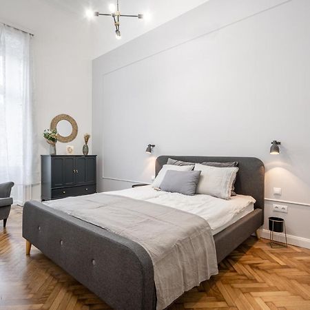 Atmos Glare Apartment Βουδαπέστη Εξωτερικό φωτογραφία